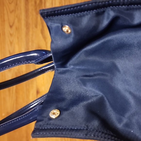 Tory Burch Ella patent nylon tote bag in navy - Picture 10 of 13